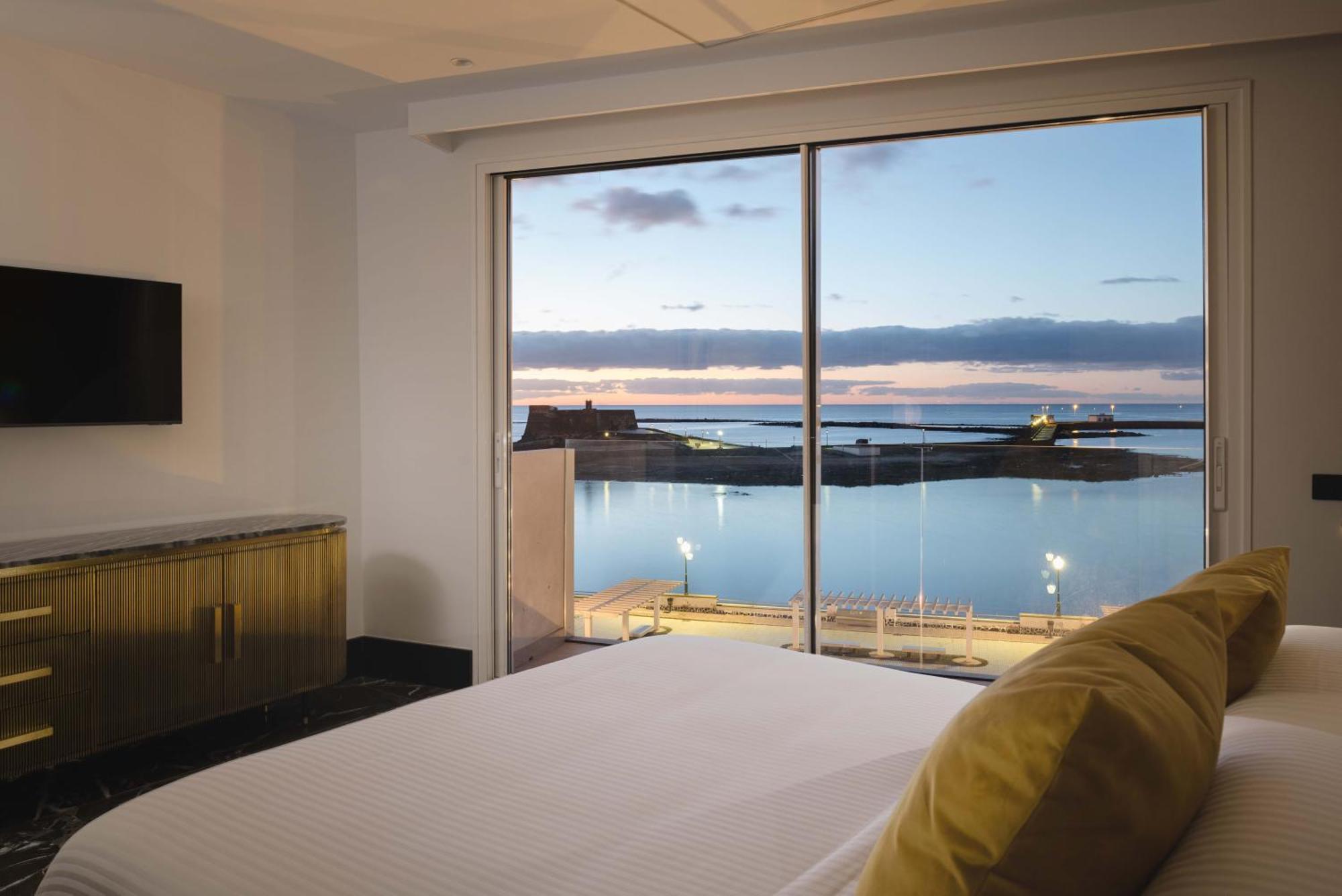 Blue Marina Suites - Boutique Apartments Arrecife  Zewnętrze zdjęcie